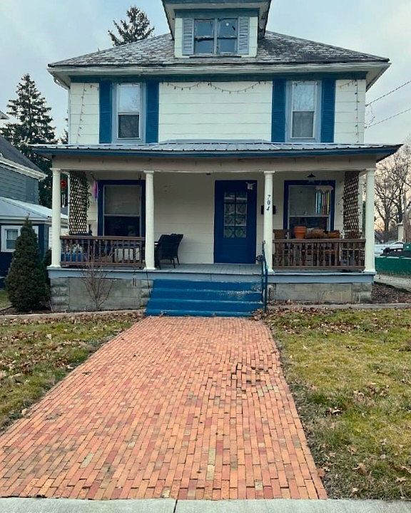 1st image of 704 N Bever St