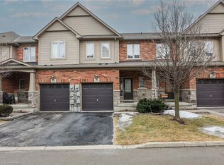 541 Winston Rd #53, Grimsby, ON L3M0C5