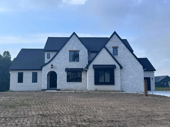 1375 Cascata Trl, Huntertown, IN 46748