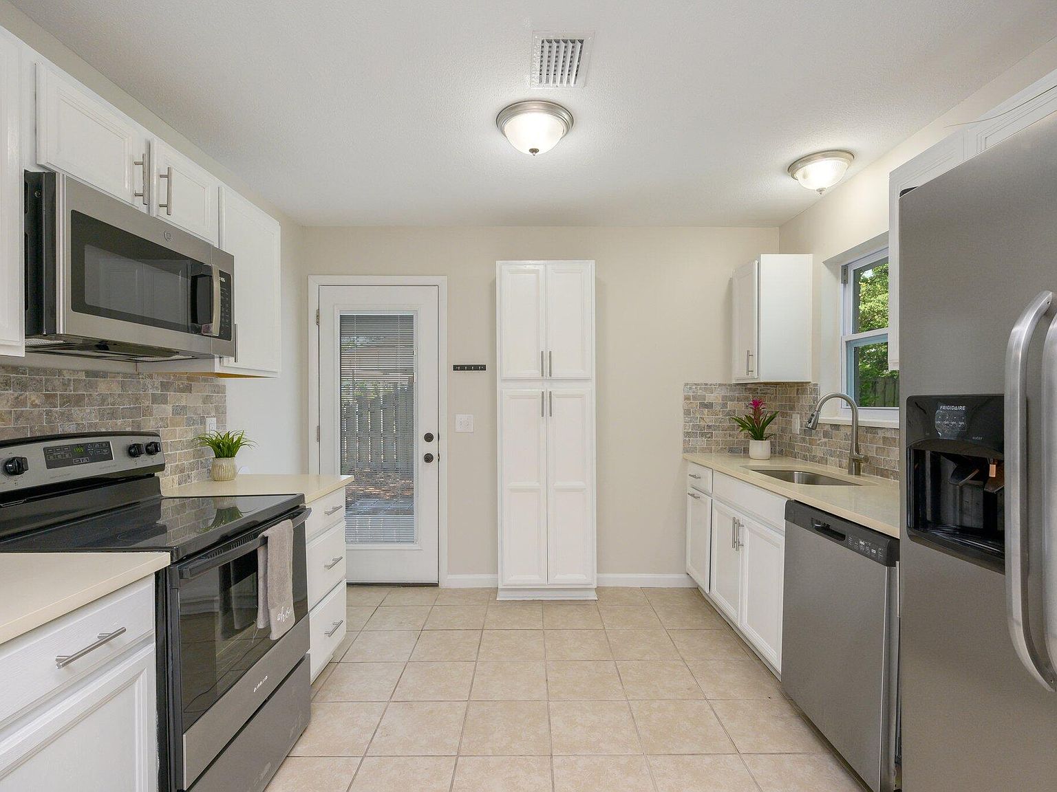 341 Barbara Dr, Fort Walton Beach, FL 32548 MLS 929243 Zillow