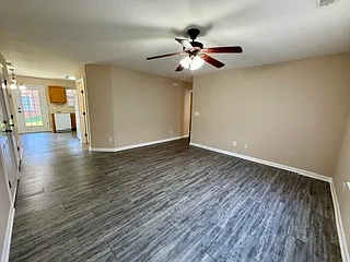 1638 Maple View Way - 1 — Photo 3