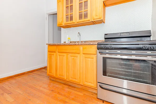 Rented by MySpaceNYC | media 13