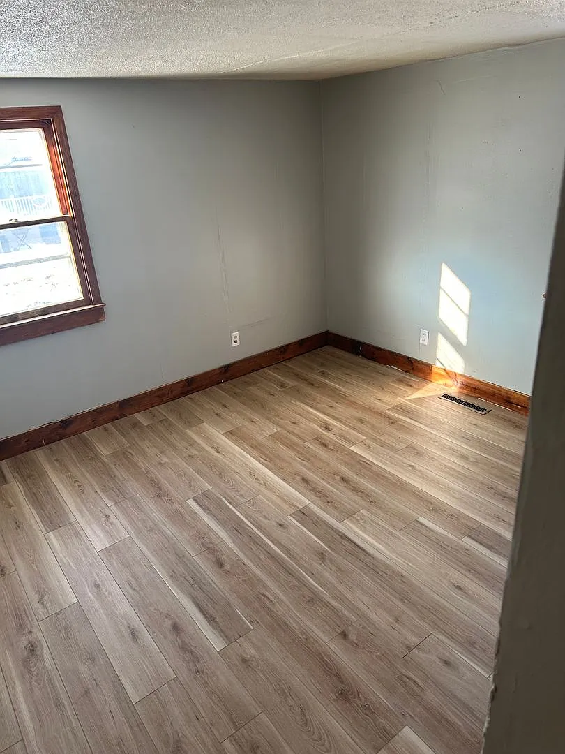 3 bedroom 1 bath home — Photo 1