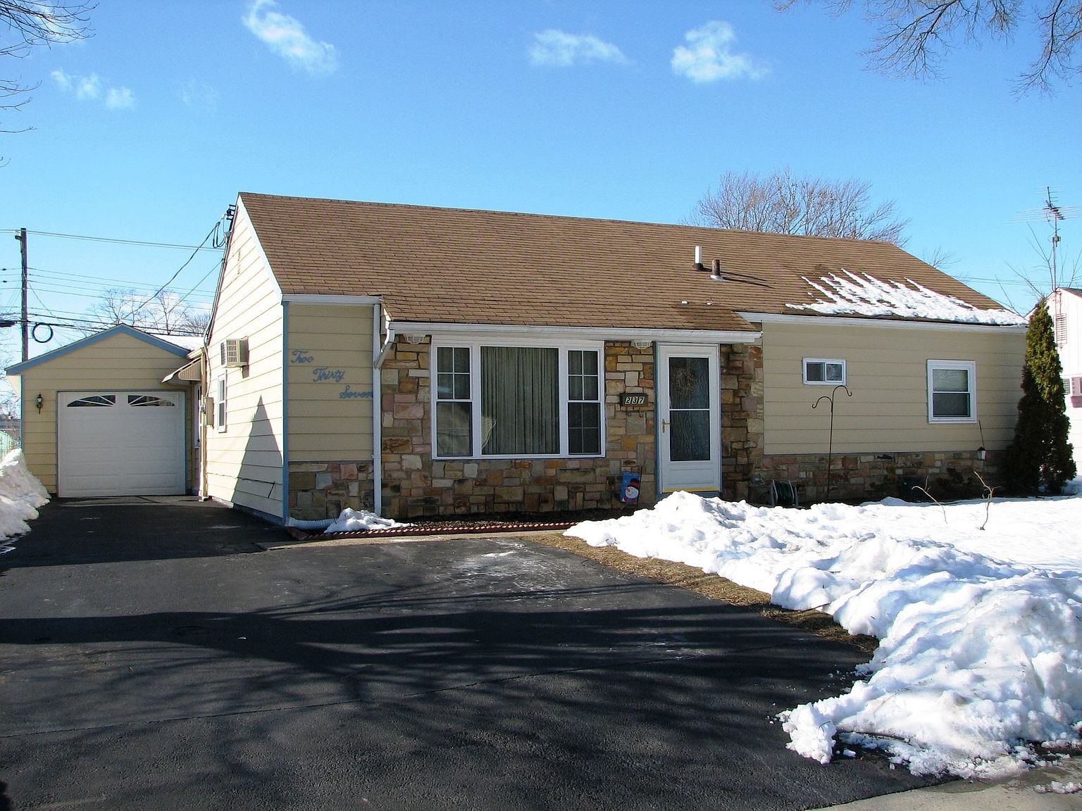 237 Austin Dr, Fairless Hills, PA 19030 Zillow
