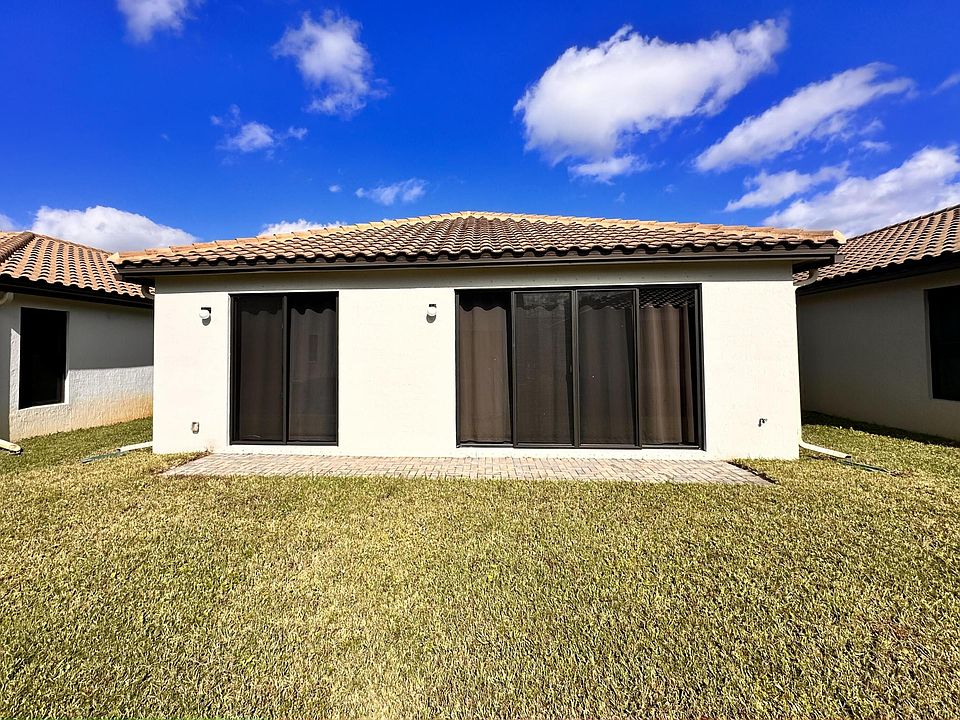 1st image of 5458 Soria Avenue