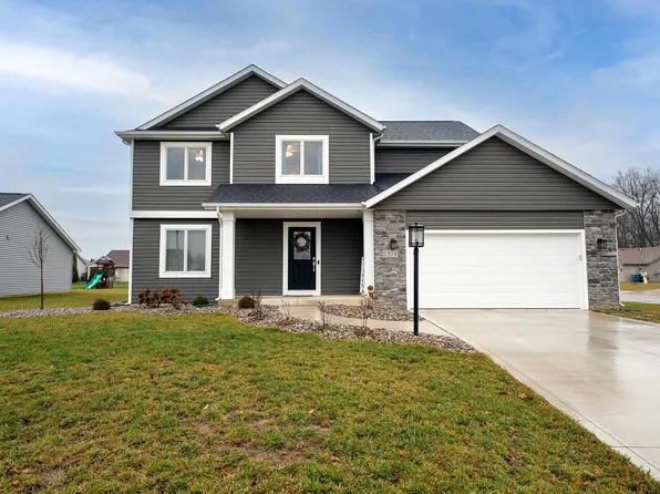 1304 Hideaway Dr, Auburn, IN 46706