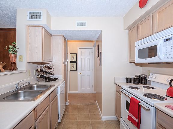 4th image of 8706 Hopemont Way APT 525