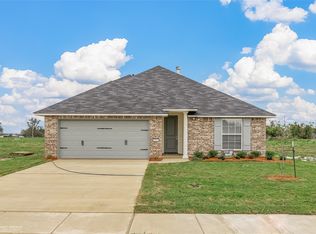 4153 Grassy Lake Dr, Bossier City, LA 71111