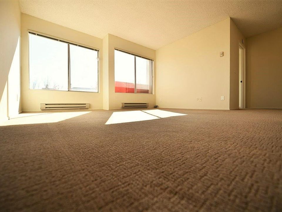 1st image of 389 Vernon St #301