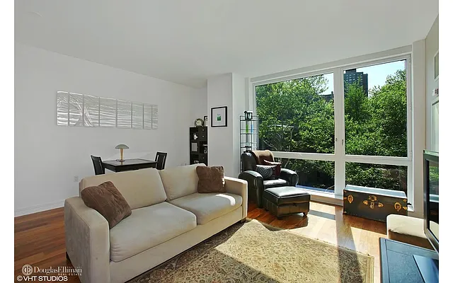 Rented by Douglas Elliman | media 7