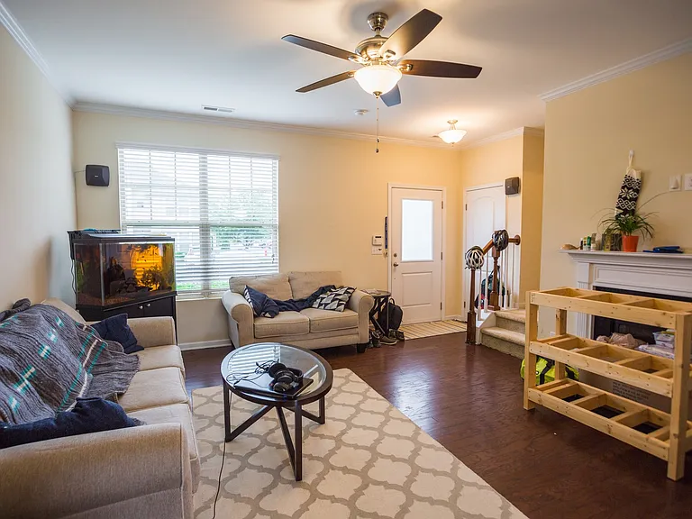 106 Mount Evans Dr — Photo 6