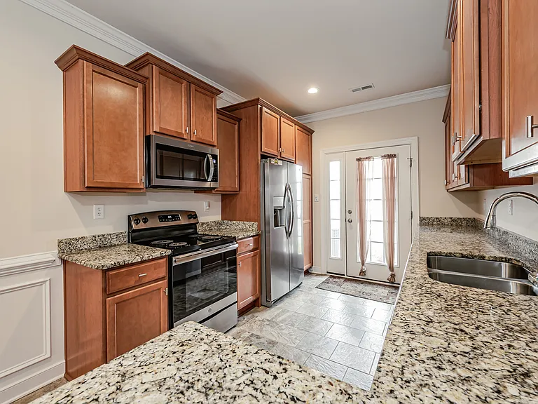 7380 Pebble Lake Dr — Photo 7