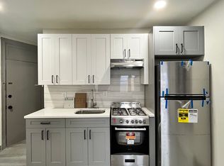 838 Communipaw Ave #2F, Jersey City, NJ 07304