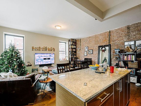 4th image of W 118th St Unit 4A