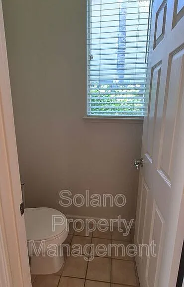 1085 Crystal Springs Dr — Photo 28