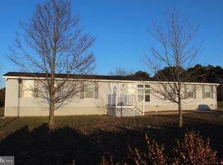 11883 Sandy Ridge Dr, Laurel, DE 19956