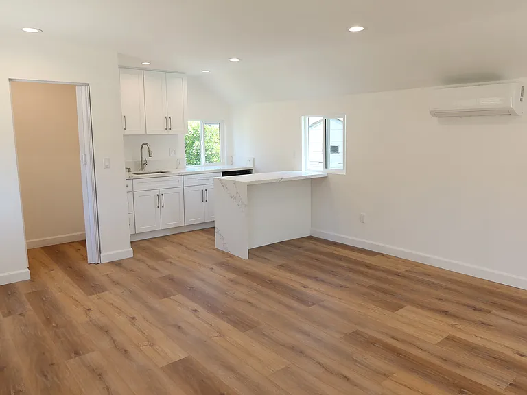3113 Prospect Ave — Photo 34