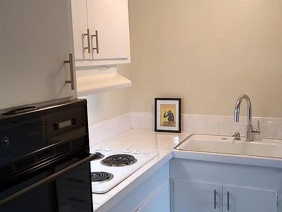 5th image of 4076 17th St #503