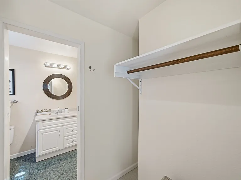 2411 Carlmont Dr #107 — Photo 29