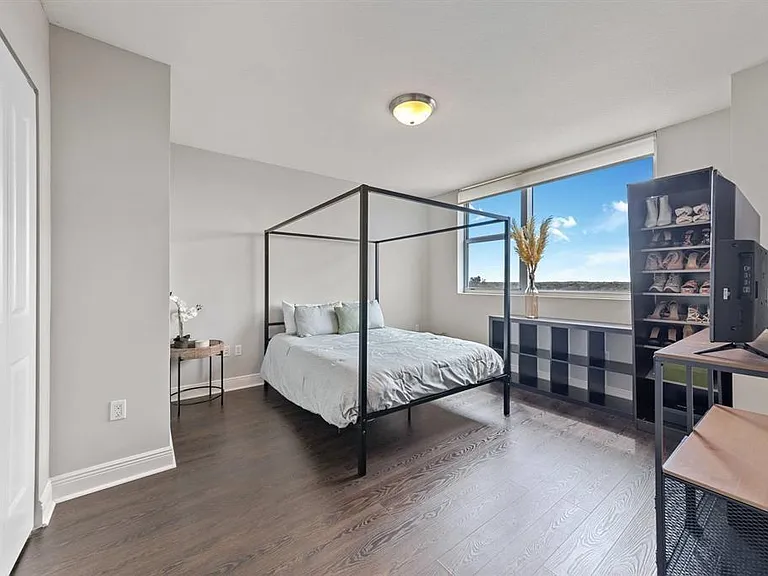 2641 N Flamingo Rd #901 — Photo 2