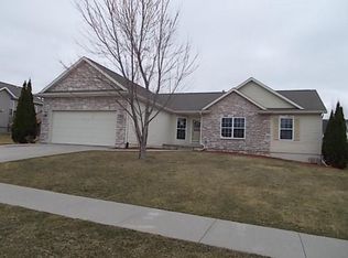 2365 Beryl St, Marion, IA 52302