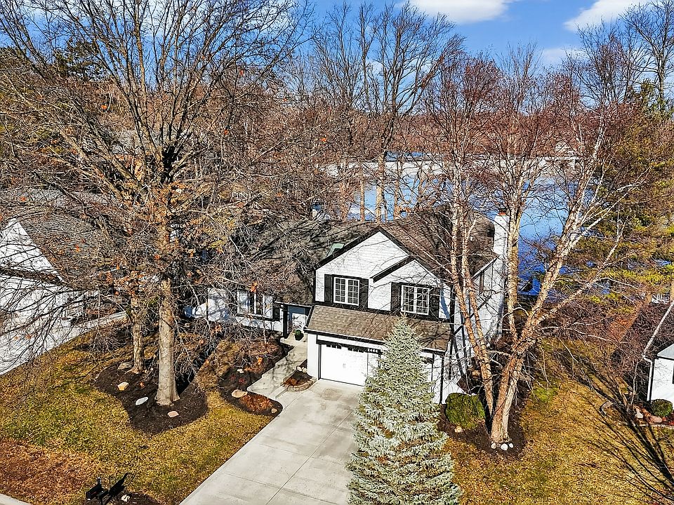 1st image of 2444 Hawthorn Pl