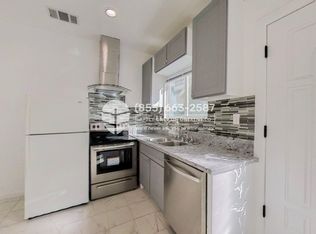 18709 Lassen St, Northridge, CA 91324