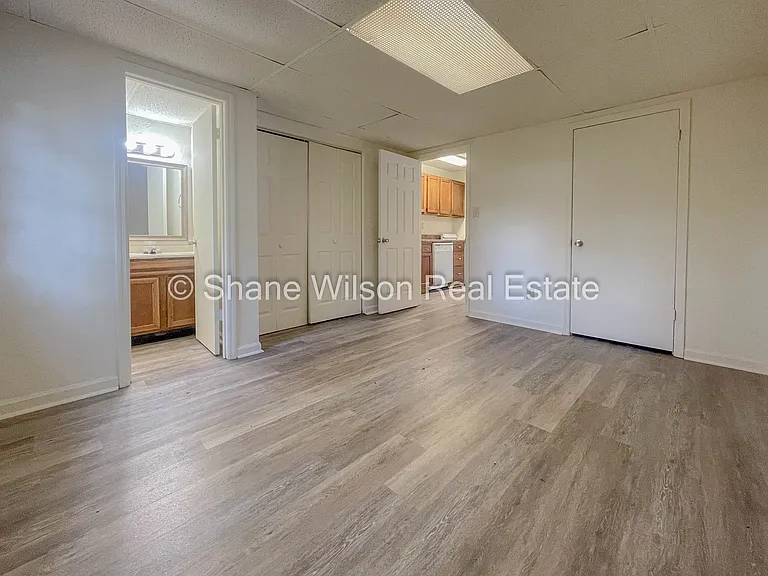 3356 Steeple Cir NE — Photo 8