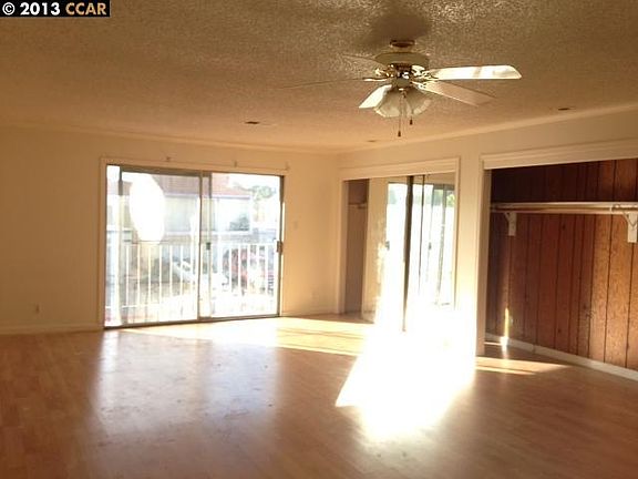 3rd image of 3013 S Apple Ct