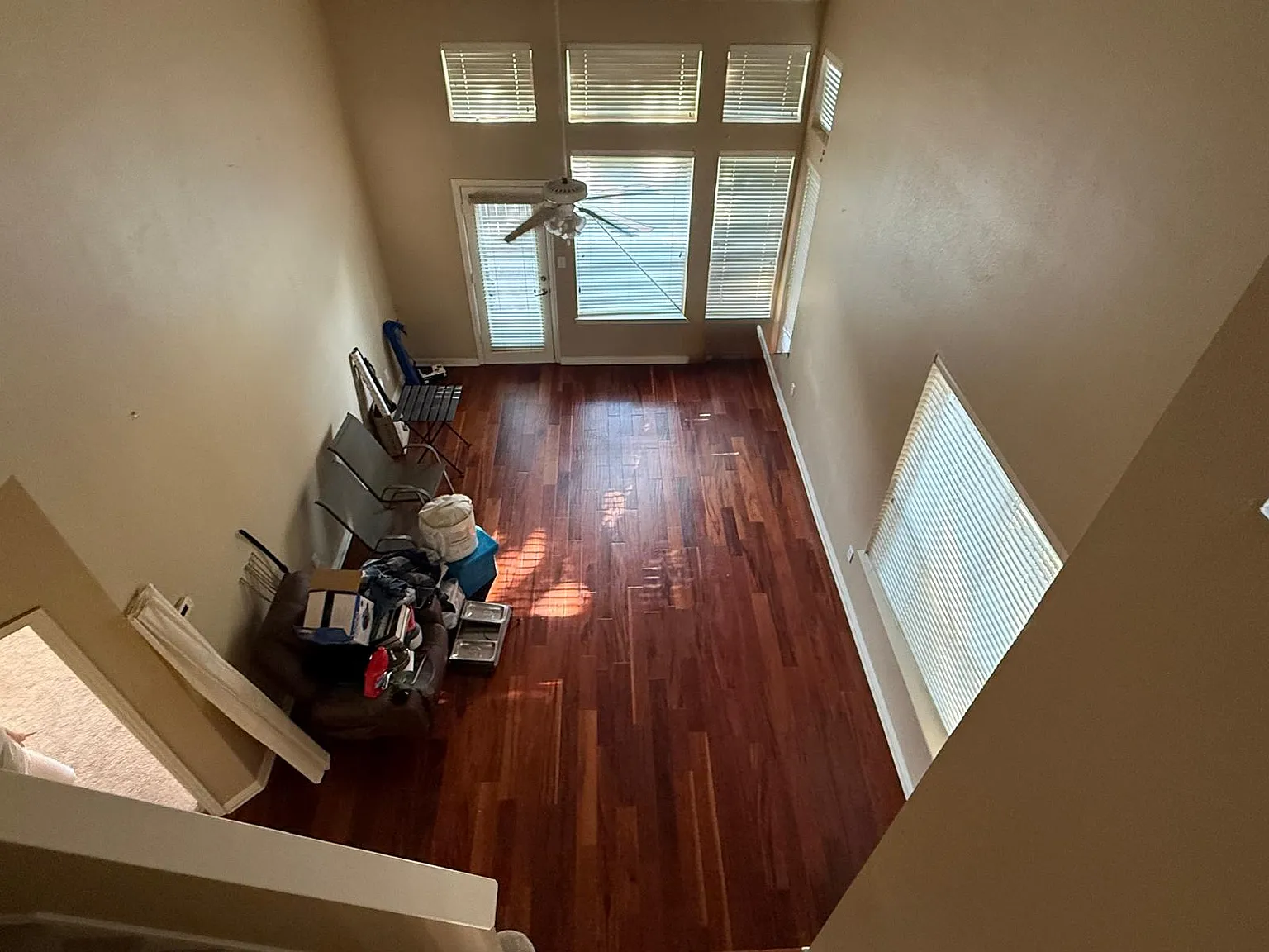 3 bed, 1940 sqft, $2,395 — Photo 4