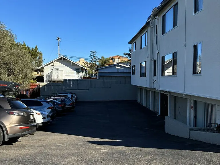 4221 4th Ave — Photo 21