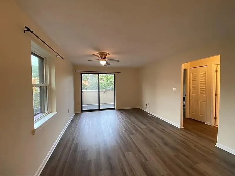 1 bed, 1.0 bath, 688 sqft, $1,590 — Photo 3