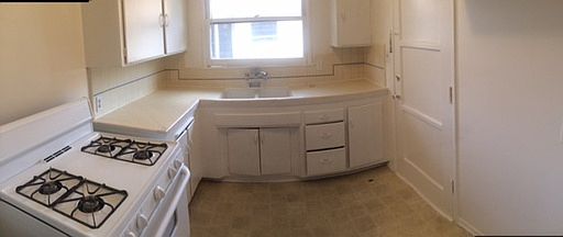 3rd image of 1265 West Blvd APT 208