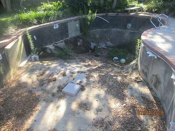 3rd image of 1210 Brad Thomas Dr