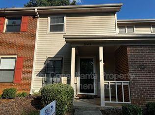 2643 Cottage Pl, Greensboro, NC 27455