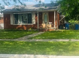 7002 Norborne Ave, Dearborn Heights, MI 48127
