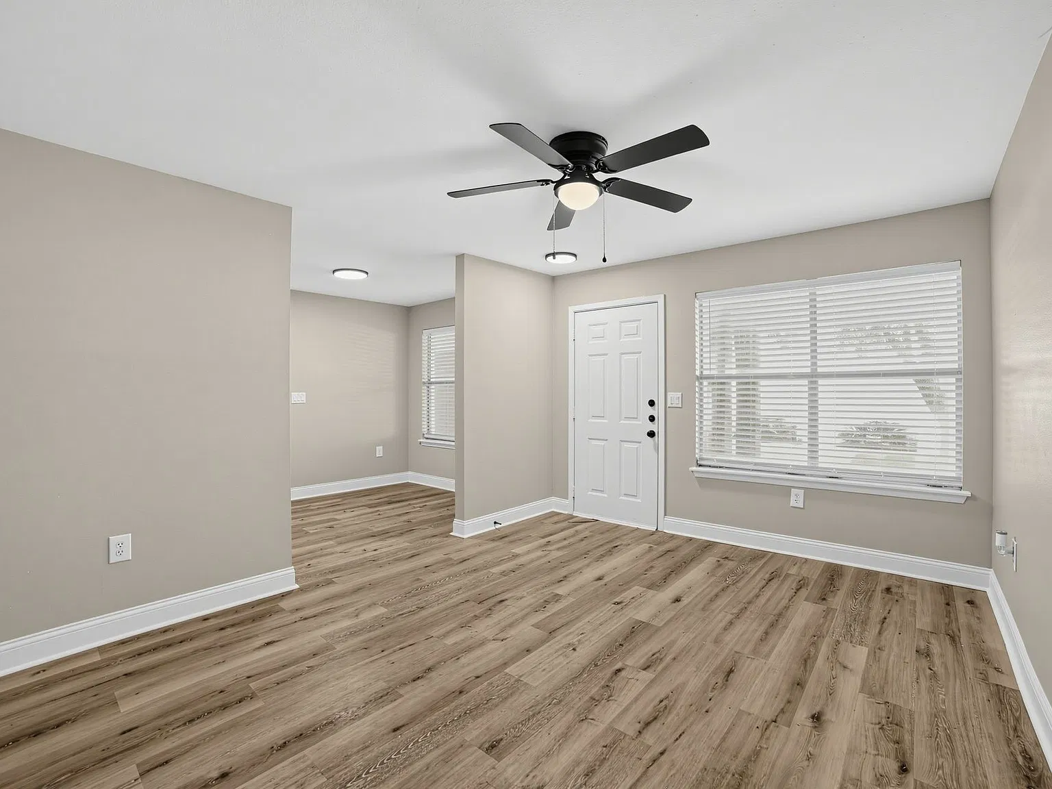 Legacy Apartments — Photo 3