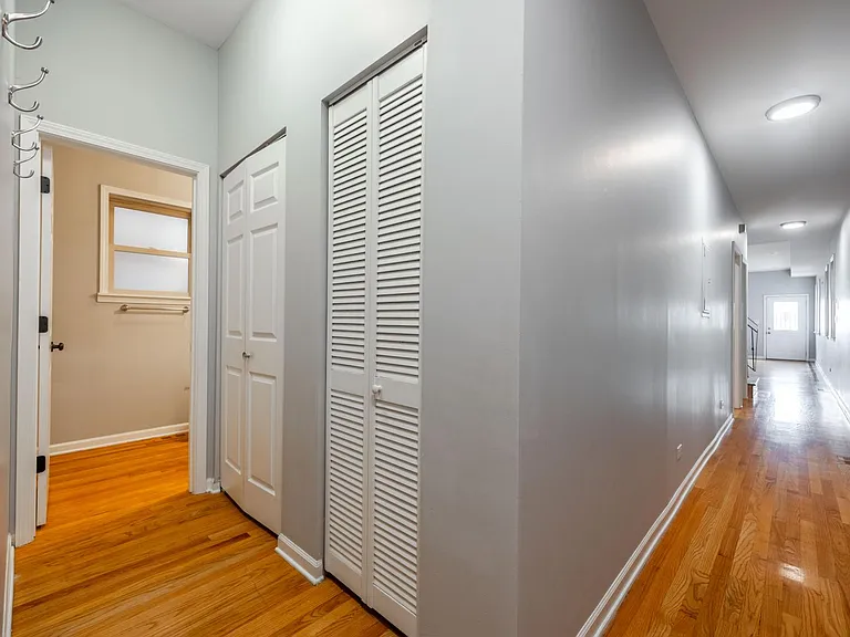 1333 W Walton St #2 — Photo 15