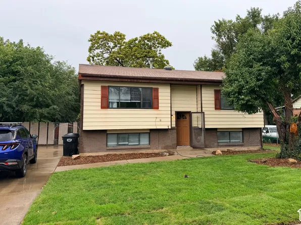 2229 N 700 W, Clinton, UT 84015