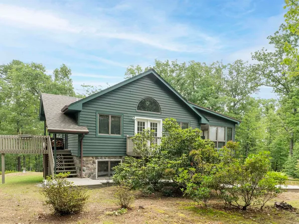 460 Chinquapin Dr, Lyndhurst, VA 22952