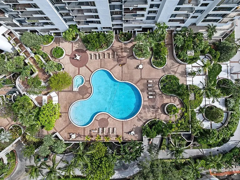 520 Brickell Key Dr #A1005 — Photo 38