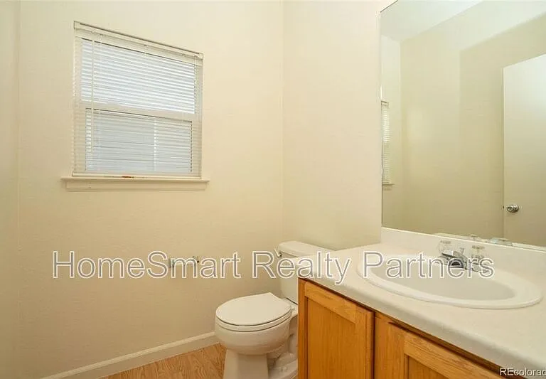 1917 Wildrose Dr — Photo 10