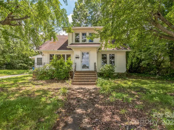 537 N Main St, Mooresville, NC 28115
