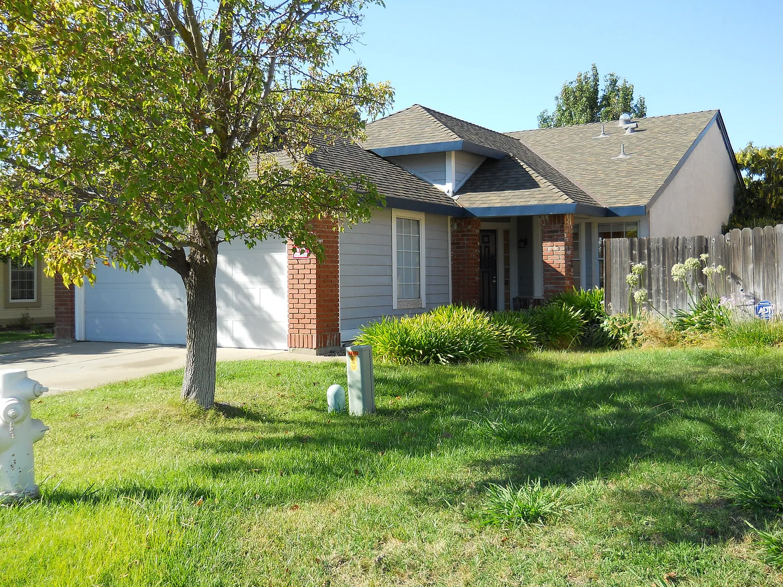 8229 Westray Dr photo 1