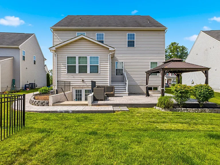 41874 Hayfield Orchard Way — Photo 46