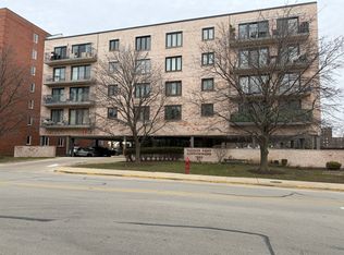 1660 E Thacker St APT 1D, Des Plaines, IL 60016