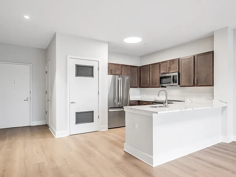 1 Center St #305 — Photo 6