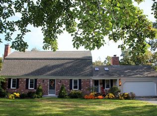 96 Salem Rd, Longmeadow, MA 01106