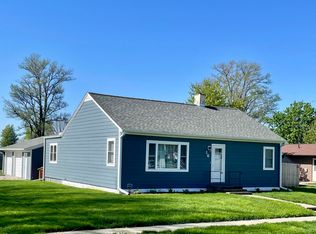16 1st St, Collins, IA 50055
