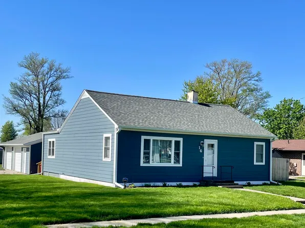 16 1st St, Collins, IA 50055